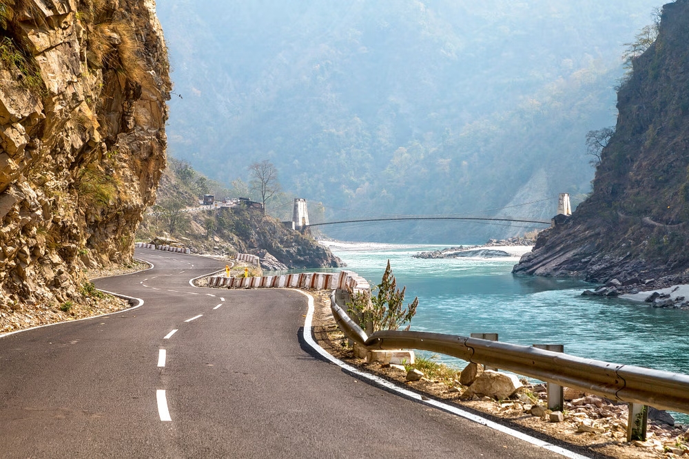 Beautiful roads alongside river